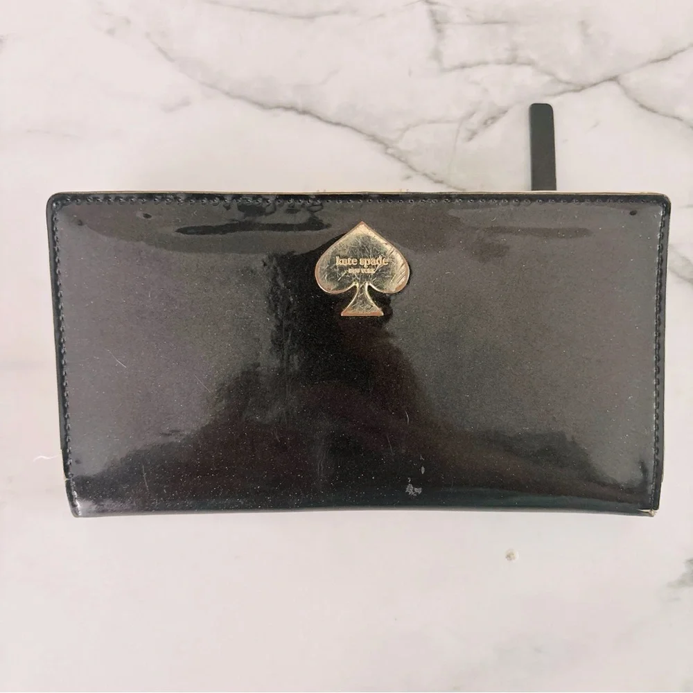 Kate Spade Glossy‎ Black Patent Leather Shimmery Bi-Fold Long Wallet